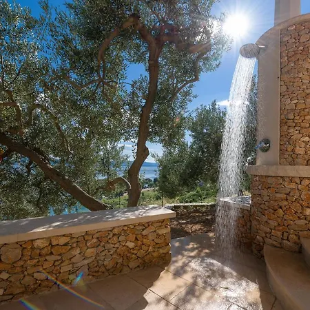 Ventula Villa